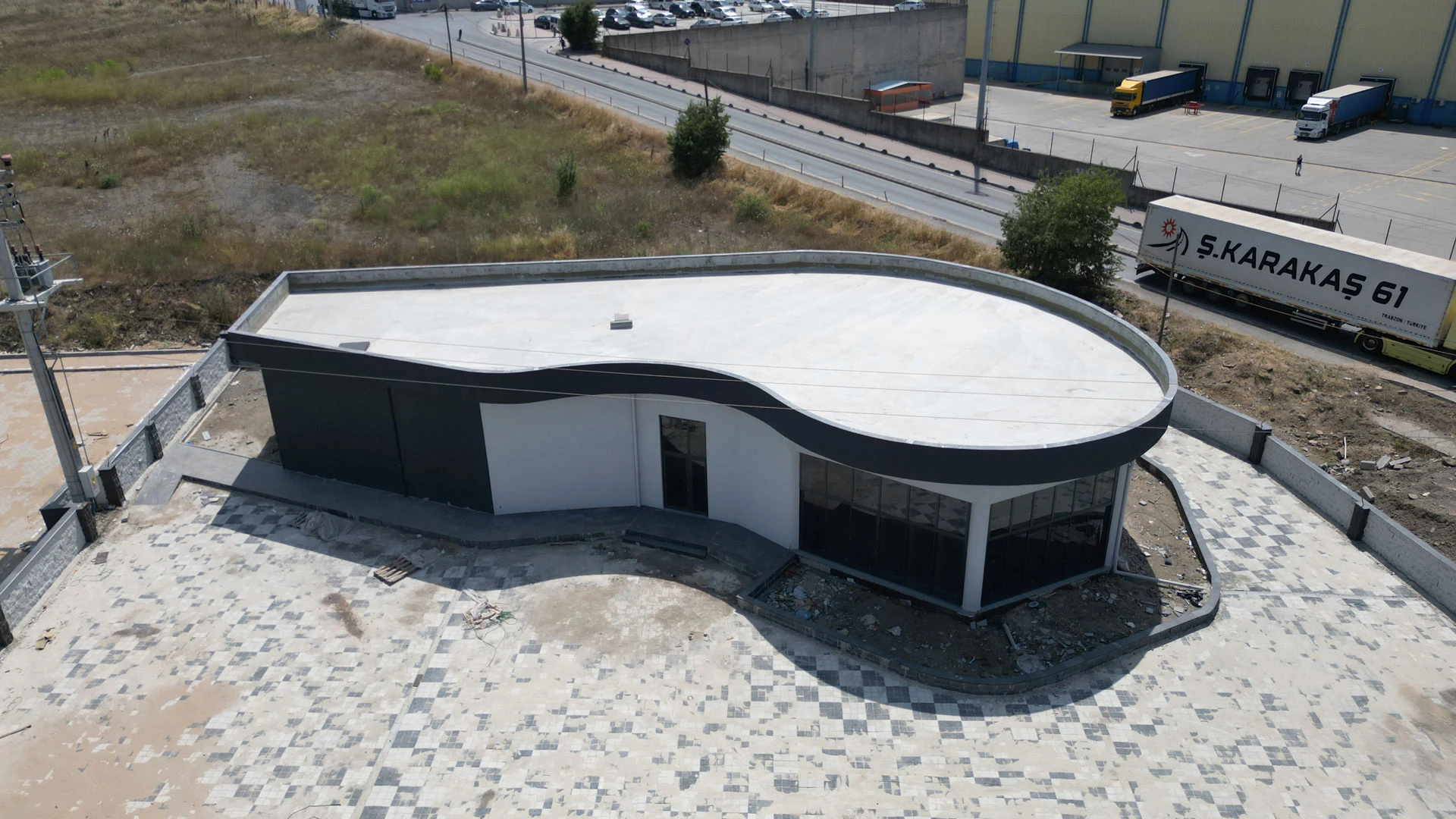 Kamyon ve Tır Parkı Restoranı