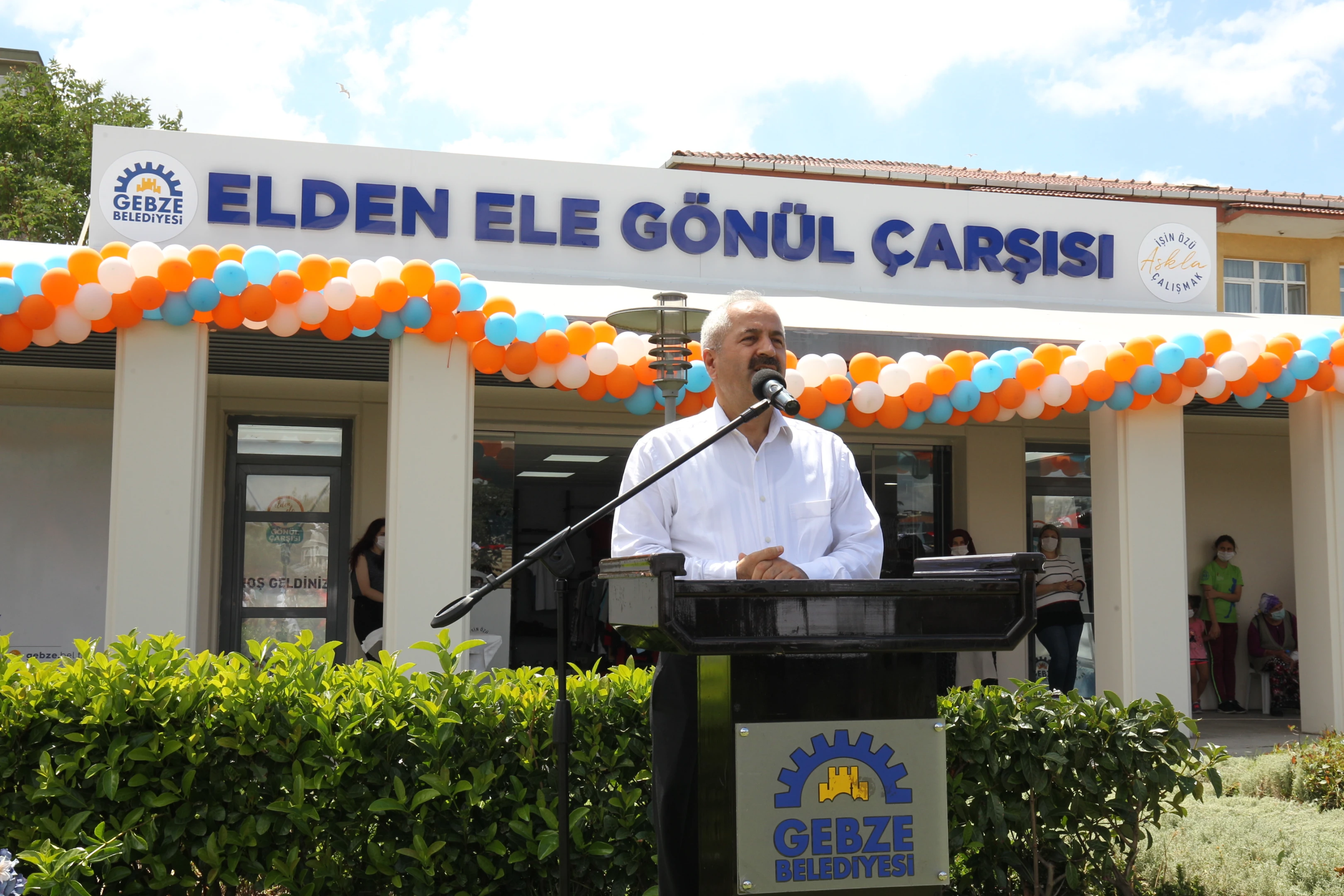 Elden Ele Gönül Çarşısı